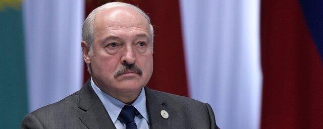 Лукашенко: За поддержку оппозиции учителей надо увольнять