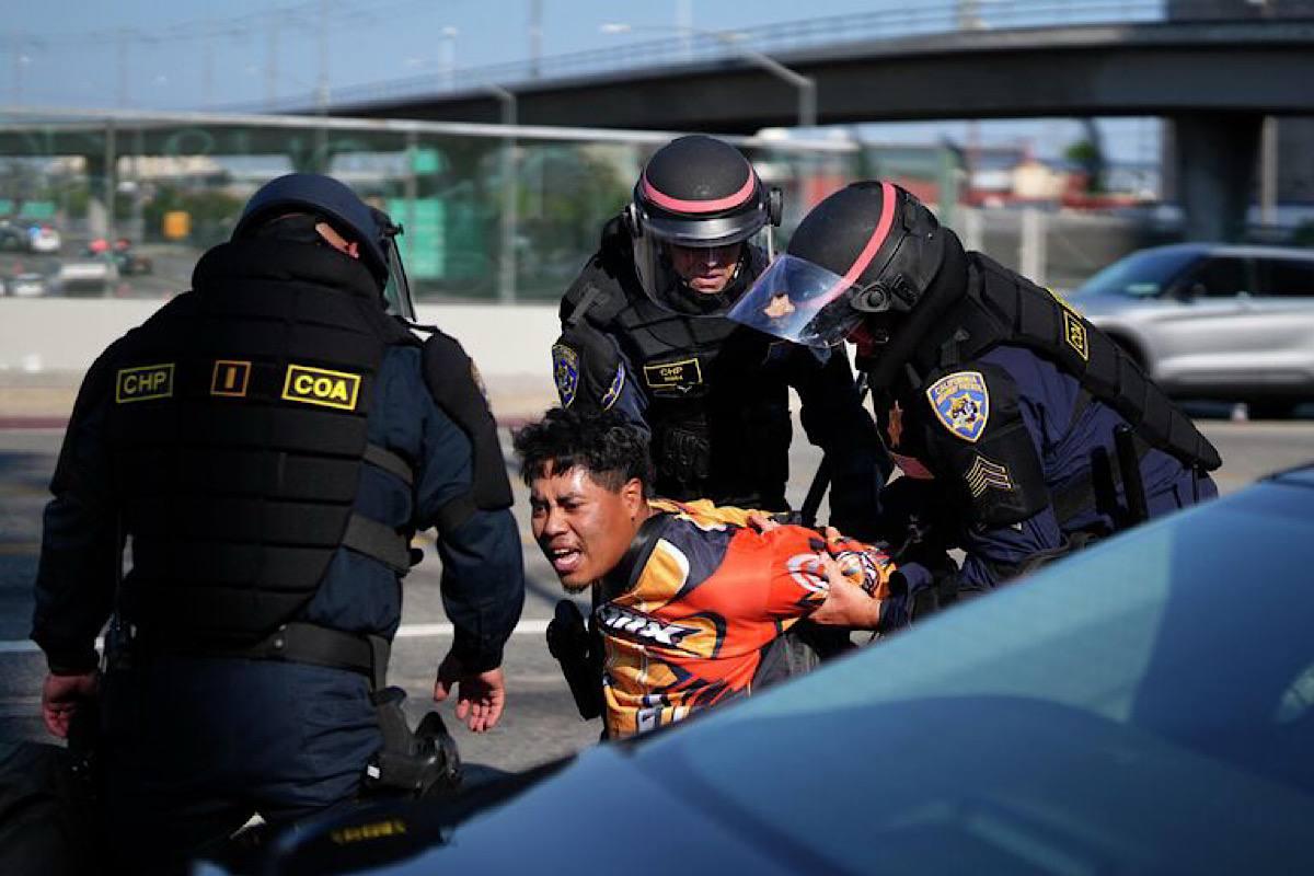 Генпрокурор США пригрозил ужесточением мер против беспорядков в Лос-Анджелесе