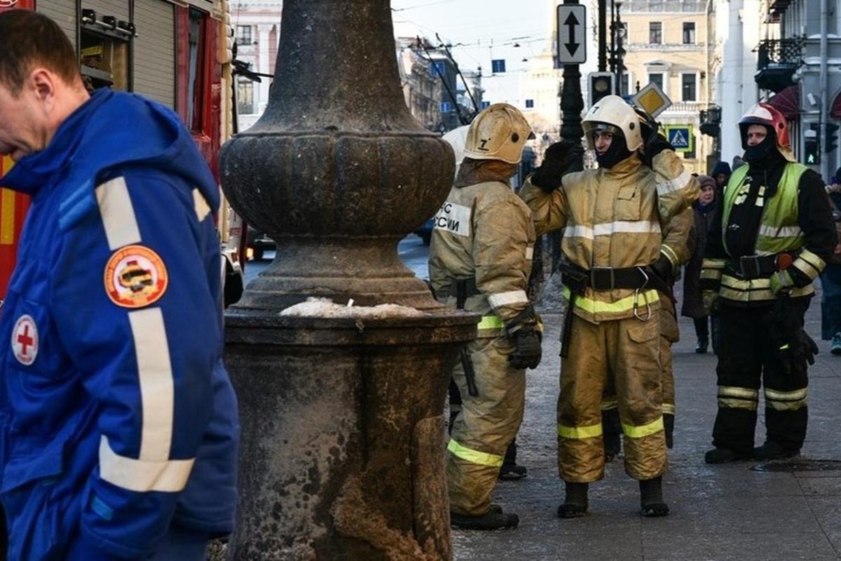 Более 8000 человек эвакуировали в Петербурге из-за сообщений о минировании