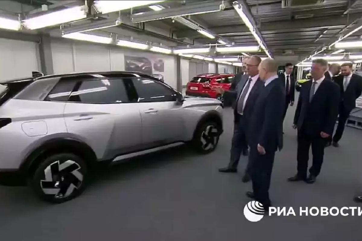 «Автопоток» анонсировал премьеру нового кроссовера Lada на ПМЭФ 18 июня