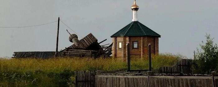 В одной из деревень Архангельской области рухнула церковь Василия Блаженного