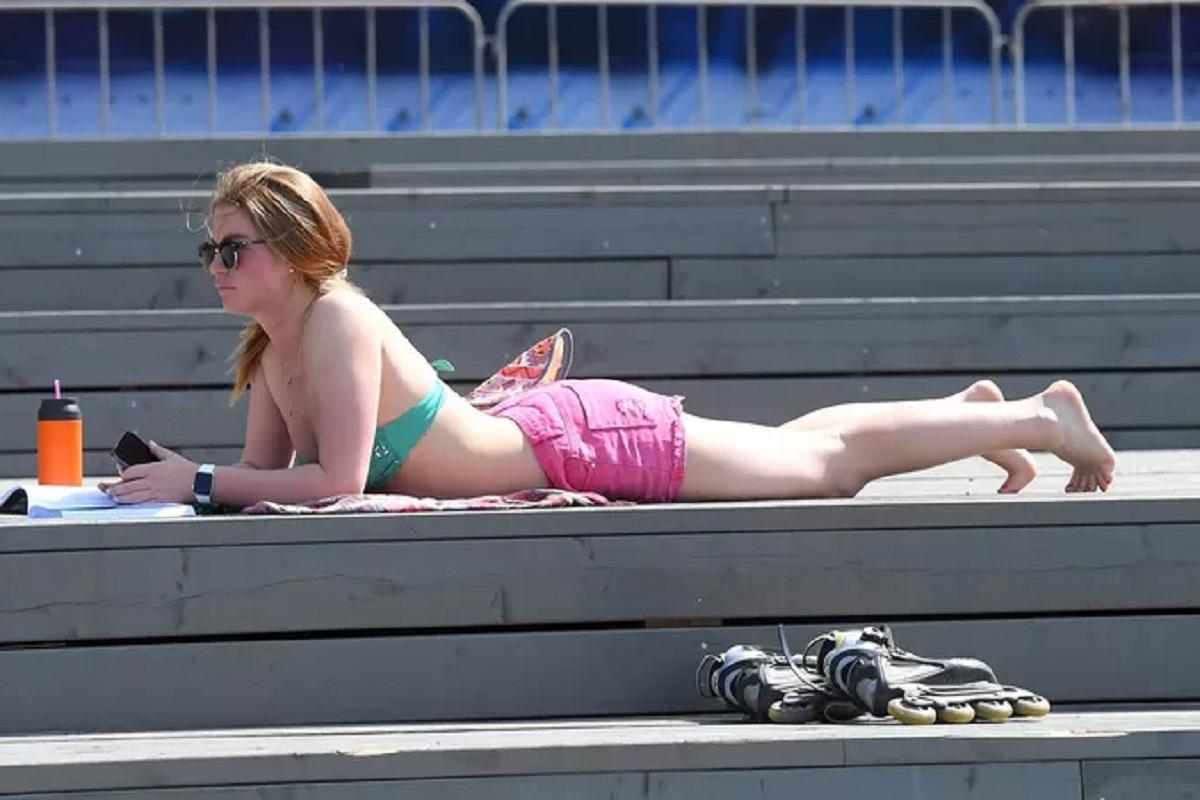 Юрист Соловьев предупредил россиян, любящих загорать топлес, о штрафе