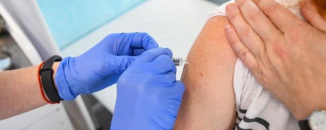 В России просят правительство ввести обязательную вакцинацию от COVID-19 для взрослых