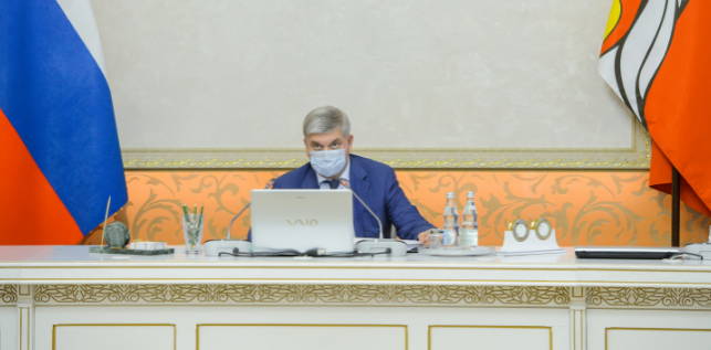 Губернатор Воронежской области Александр Гусев: По ковиду наблюдается тенденция к улучшению, но ограничения будем отменять аккуратно