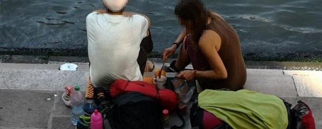 Туристов из ФРГ оштрафовали за приготовленный кофе на мосту в Венеции