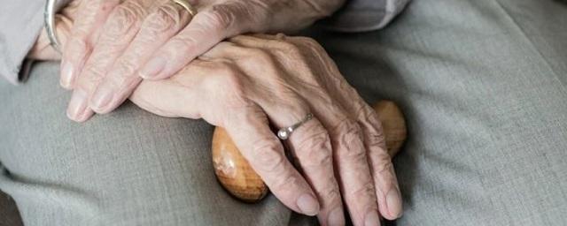 Жертвой налетчика в белых перчатках стала 85-летняя ростовчанка
