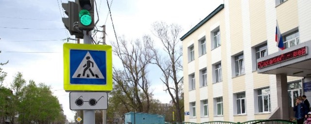 В районах школ в Бердске установят 4 светофора