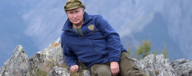 Шойгу в кадр не вошел: Шнуров посвятил стих отдыху Путина в тайге
