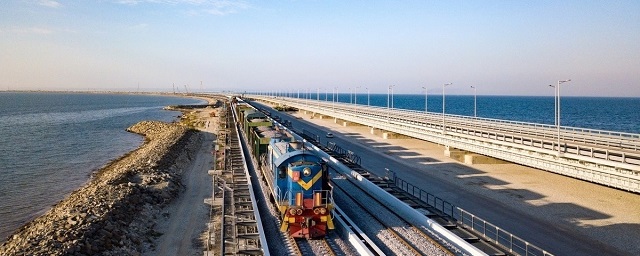 Песков: Путин может поучаствовать в открытии ж/д сообщения по Крымскому мосту