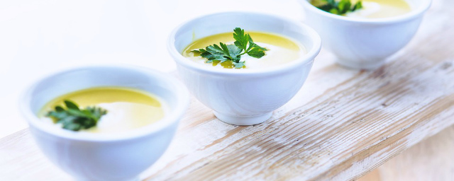 Врачи назвали самые полезные и вредные супы в России