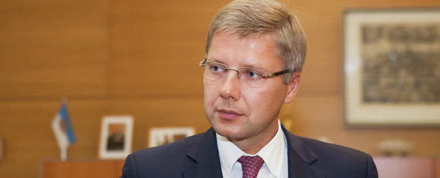Мэра Риги Ушакова отправили в отставку из-за ряда нарушений