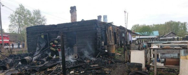 В Красноярском крае при пожаре погибли трое детей и мужчина