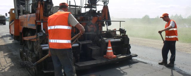 На ремонт дорог в городских поселениях Кировской области дополнительно выделят 181 млн рублей