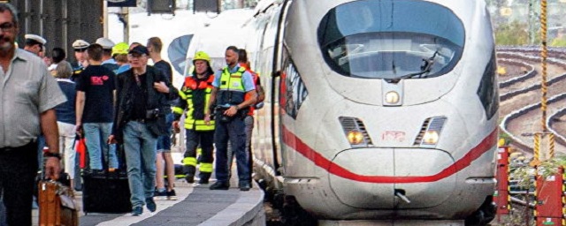 В Германии выходец из Африки столкнул ребенка под поезд