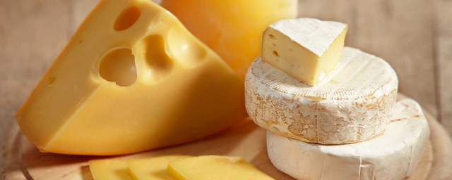 В Воронежской области выявили 1,3 т поддельного сыра