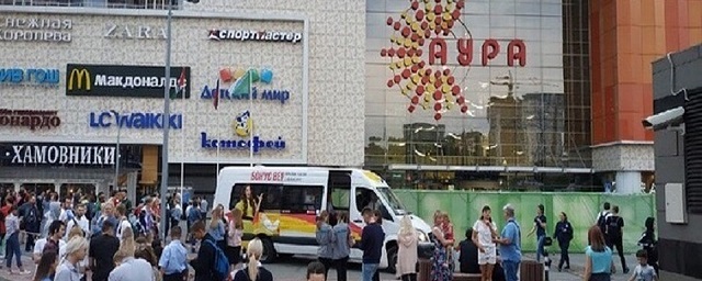В Новосибирске эвакуировали посетителей ТРЦ «Аура»