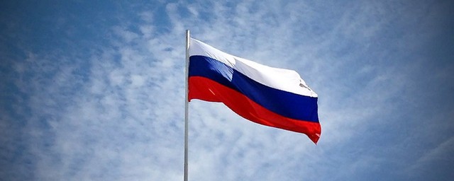 Ульяновцев пригласили на шествие в День Государственного флага России