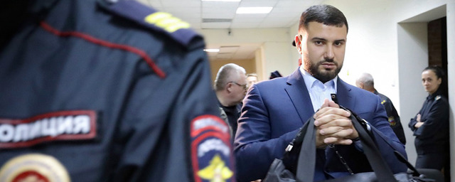 В Петербурге экс-сотрудник ФСБ осужден за пытки бизнесмена