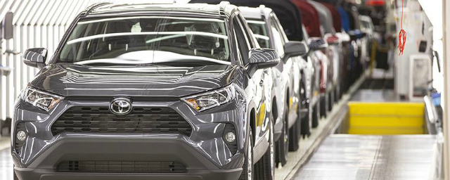 «Тойота» вложит в завод в Петербурге 20 млрд рублей