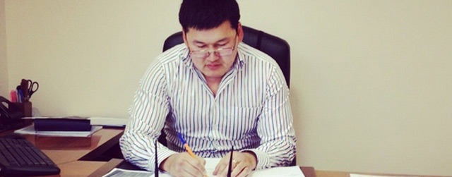 Министр спорта и молодежной политики калмыкии. Батыров Константин Геннадьевич. Батыров Константин Минспорт. Министр спорта Калмыкии Батыров. Батыров Константин Геннадьевич биография.