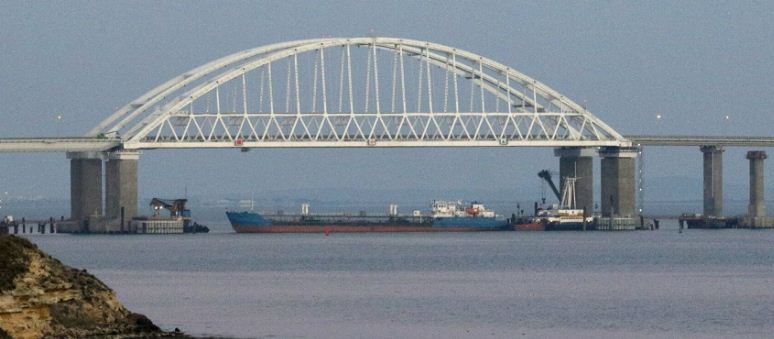 Минобороны РФ перекрыло судоходство в Керченском проливе