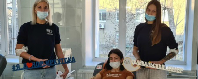 Спортсмены сдают кровь