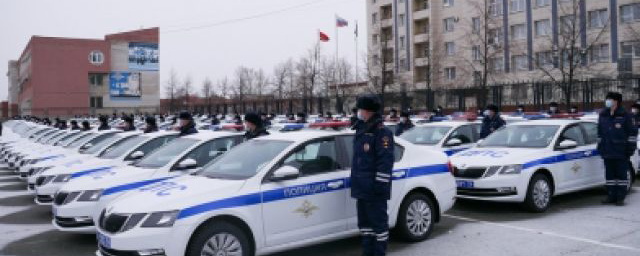 Полицейские Челябинска и Магнитогорска получили 98 иномарок
