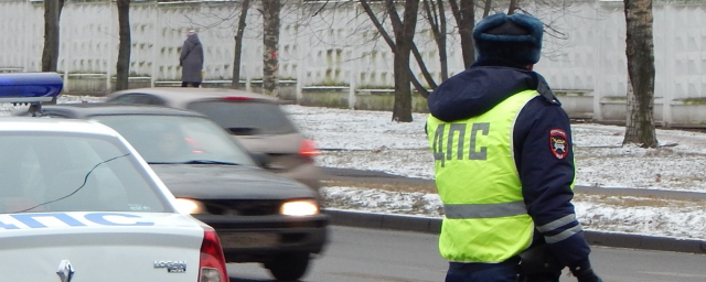 Видео: В Курске между двумя полицейскими произошел конфликт из-за ДТП