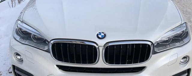 Выставлен на продажу олимпийский BMW X6 Романа Власова