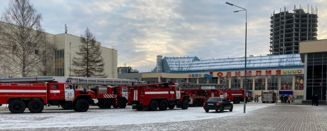 В Перми в СК «Олимпия» произошел пожар, эвакуировали 70 человек