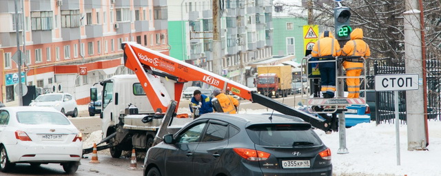 В Липецке завершают работы по обеспечению безопасности пешеходов