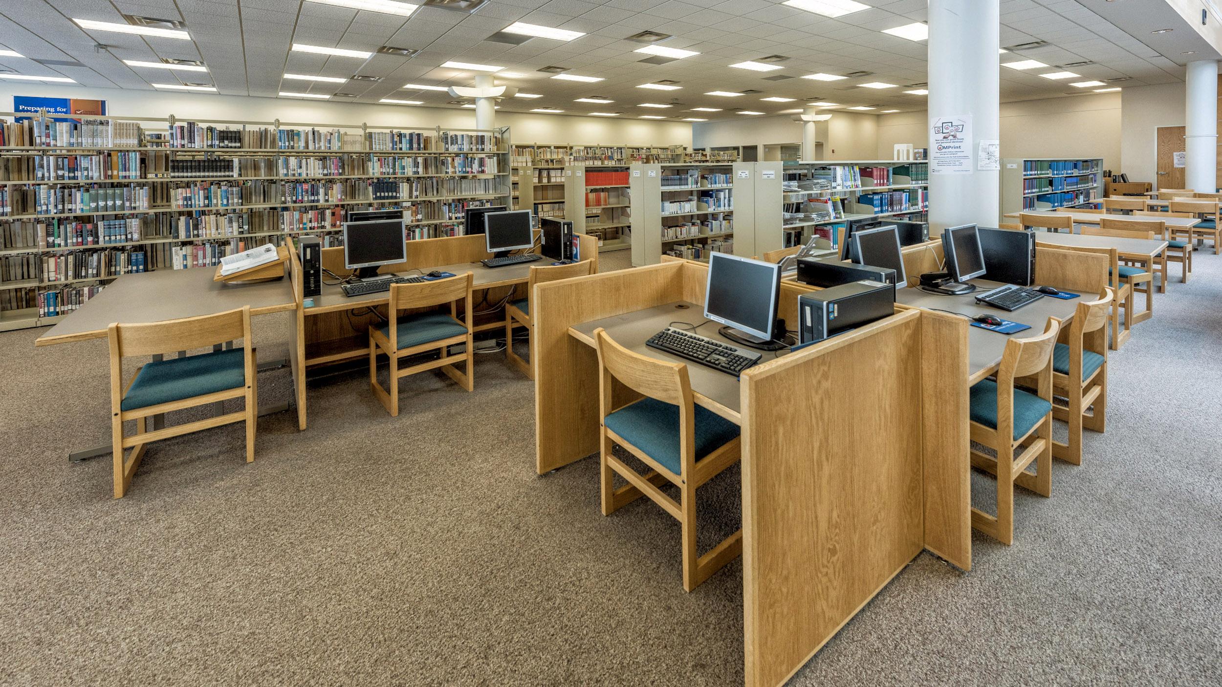 Library на пк. Компьютеры в библиотеке. Этот компьютер библиотека. Wallpaper with Library and Computer Chair.