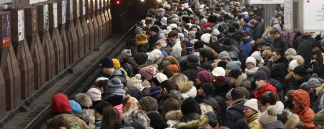Новосибирцы пожаловались на вечернее столпотворение в метро