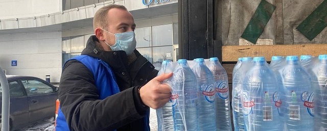 В ковидные центры Красногорска передали 14 тысяч бутылок воды