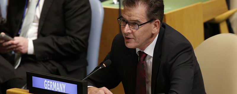Министр ФРГ призвал Китай предоставить информацию о коронавирусе