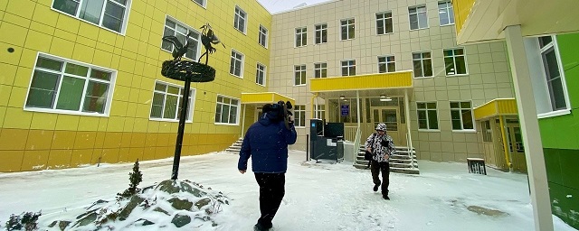 В Новосибирске продолжили выдавать направления в детские сады