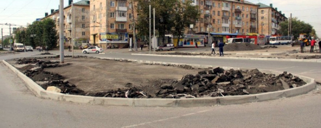 В Омске на аварийно опасном участке установят сразу десять светофоров