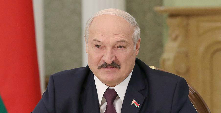 Лукашенко назвал мифом утверждения о революционной ситуации в стране