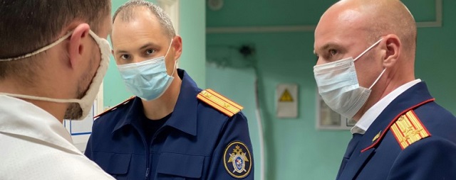 Медики в новгородской больнице не получали выплат за COVID-19 c апреля