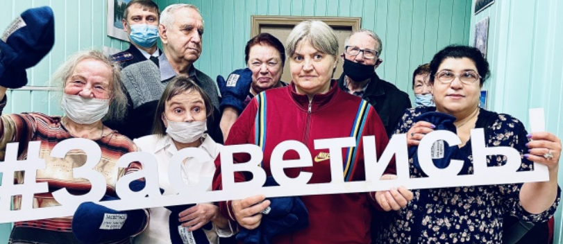 Сотрудники ГИБДД в Красногорске Красногорские провели акцию «Засветись!»