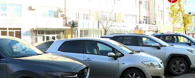 На улице Лермонтова в Вологде с 1 ноября запретят парковку транспорта