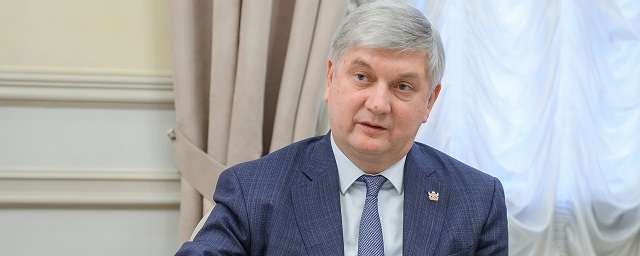 Губернатор Гусев вводит в Воронежской области систему QR-кодов для посещения ТЦ