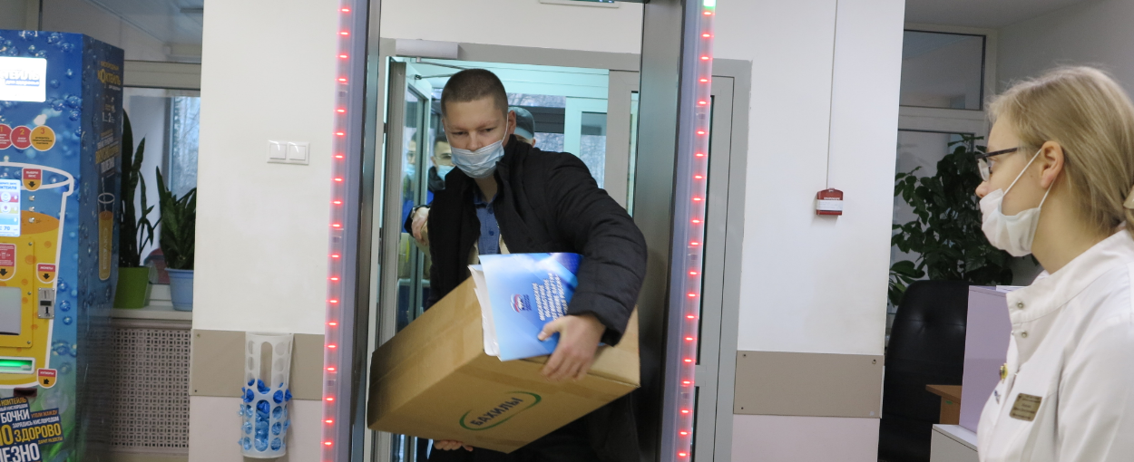 Депутаты «Единой России» помогли детской красногорской поликлинике