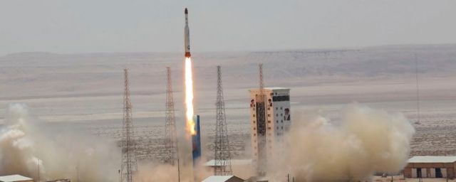Иран провел испытание новой ракеты-носителя