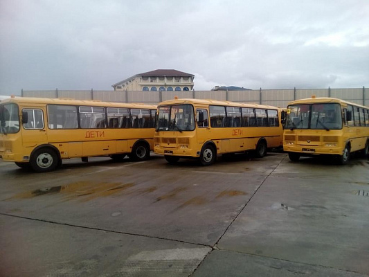 Сочи получил семь новых школьных автобусов