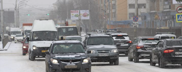 В Астрахани снегопад спровоцировал 69 аварий на дорогах