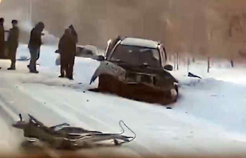 В ДТП под Новосибирском погиб один человек, еще пять пострадали