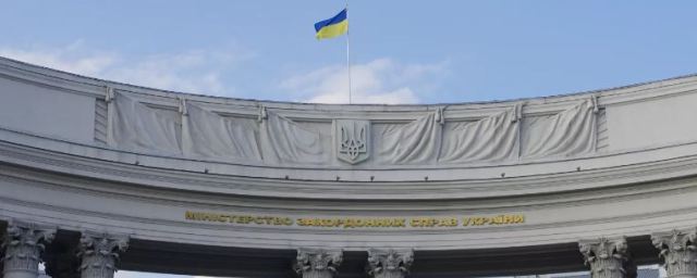 Украина выразила России протест из-за нападения в генконсульстве