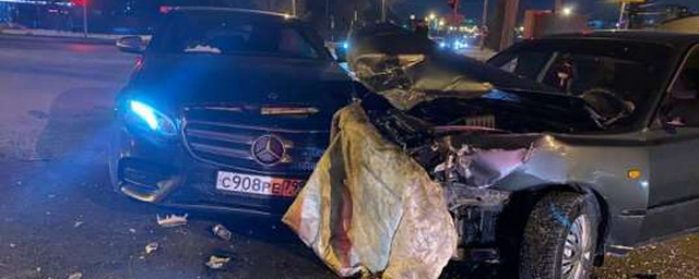 В Тюмени в ДТП с такси пострадали трое детей и двое взрослых
