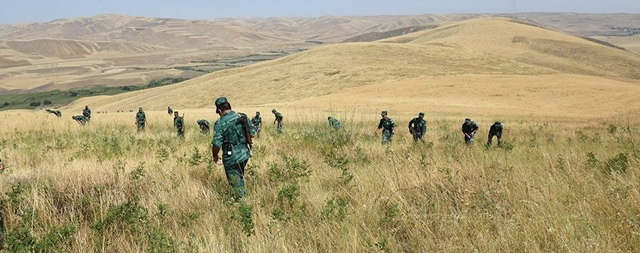 Двое азербайджанских военных погибли в перестрелке на границе с Ираном